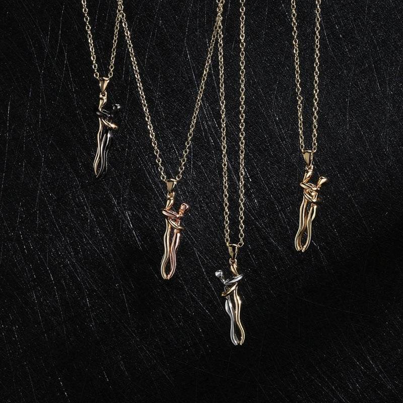 Special-interest Design Couple Hug Pendant Necklace - ShopSphere